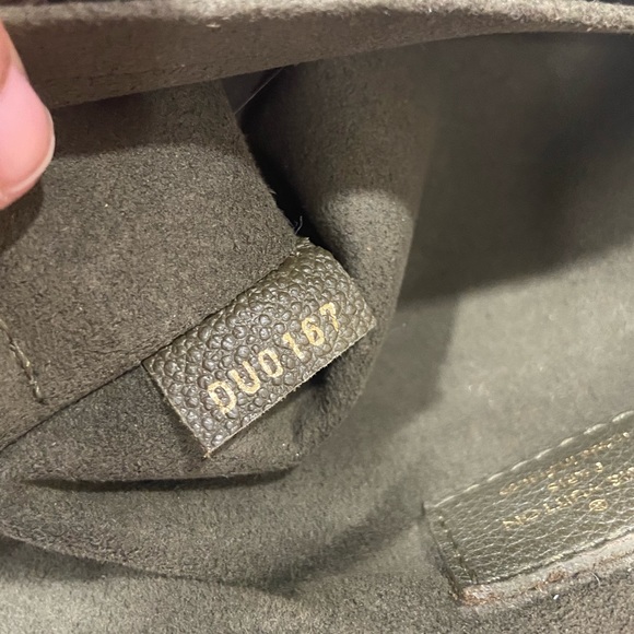 🫒 🫒 Louis Vuitton Emprinte Olive Green Crossbody Bag - Picture 11 of 11